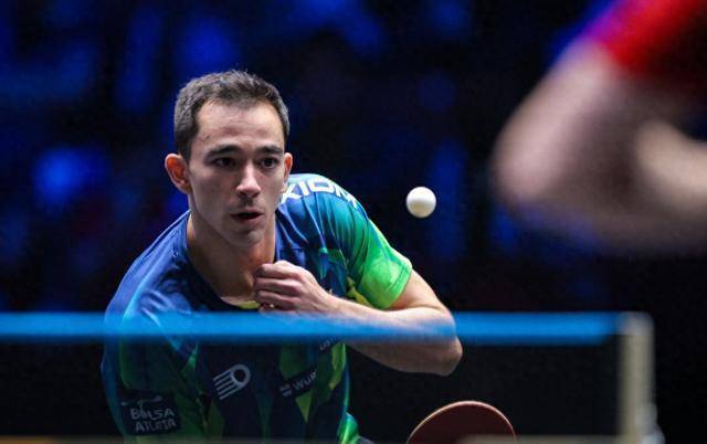 亚洲球员正 亚洲球员正