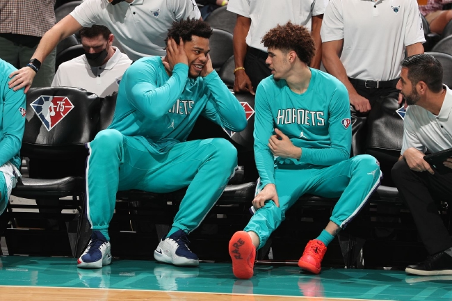 方面提供全 方面提供全