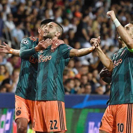 这些德比大 这些德比大