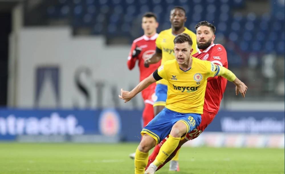 凭借这场胜 凭借这场胜