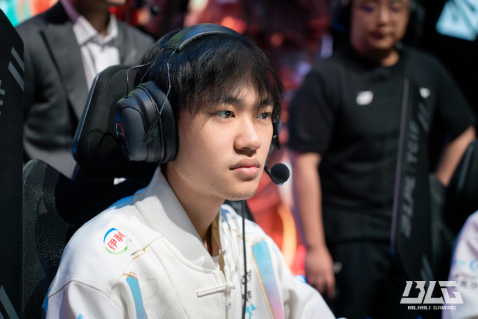 疑为国内外 疑为国内外