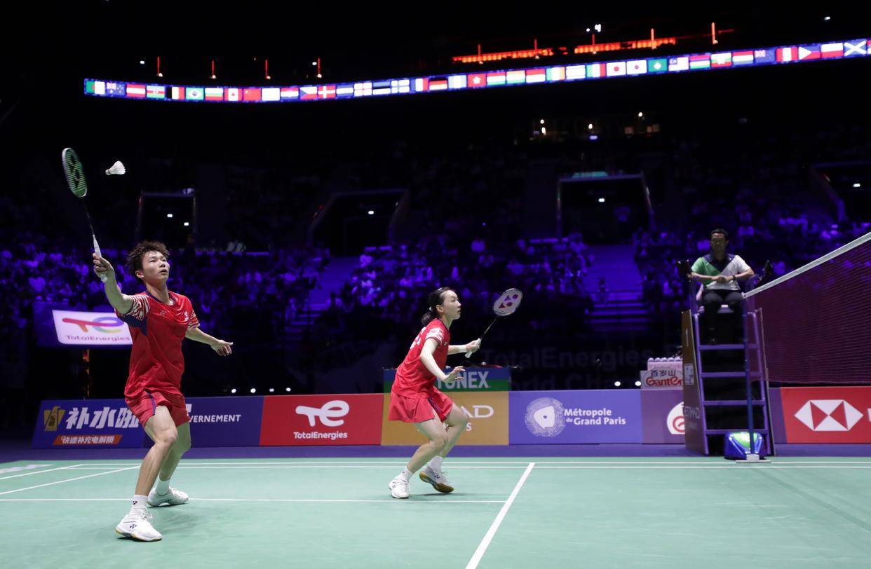 状态优越！魔术内线巨星在欧锦赛对阵西班牙展现出稳定实力